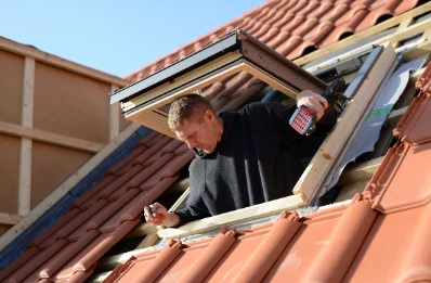 Pose de fenêtres de toit Velux à Éroudeville